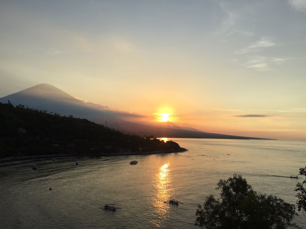 AMED BEACH SUNRISE
