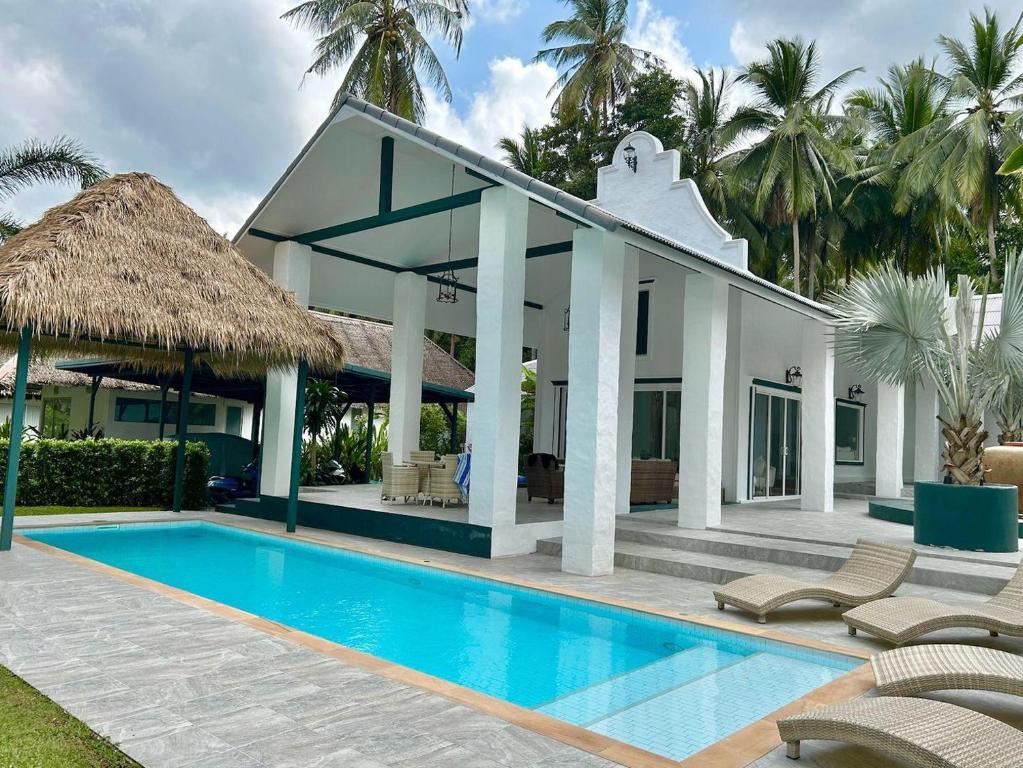 Villa Overview