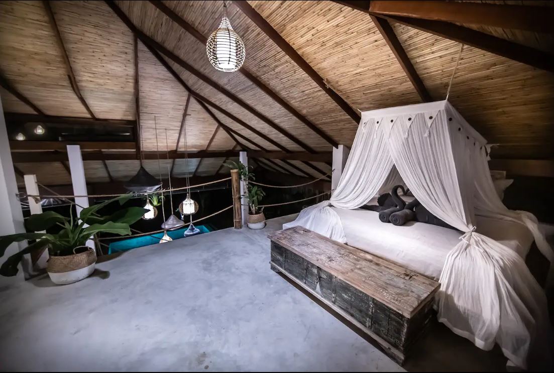 CHAMBRE OUVERTE 1 à l’étage