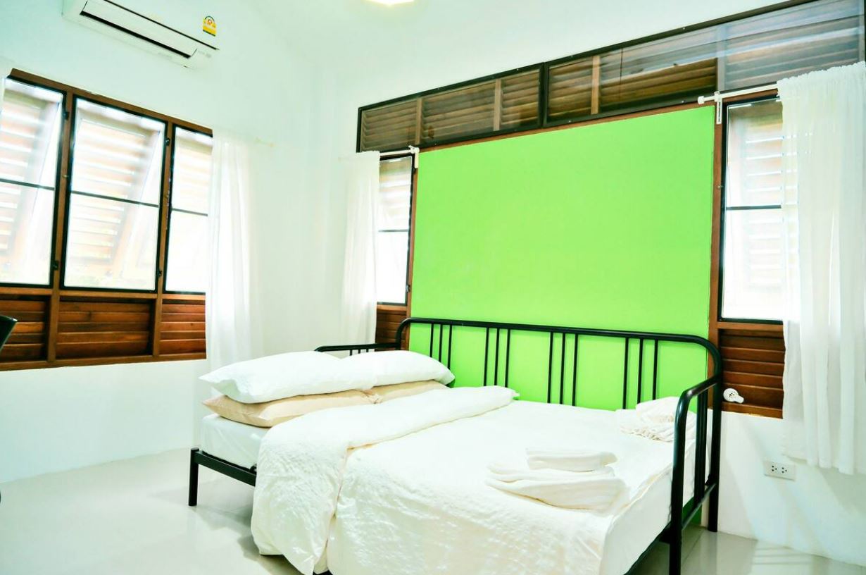 Schlafzimmer 2