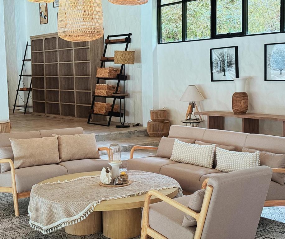 GUEST HOUSE