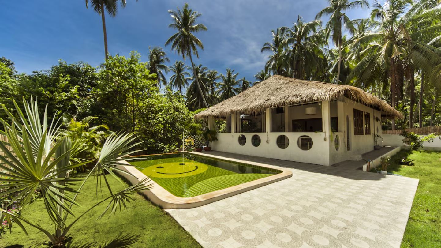 Die moderne Villa mit Pool