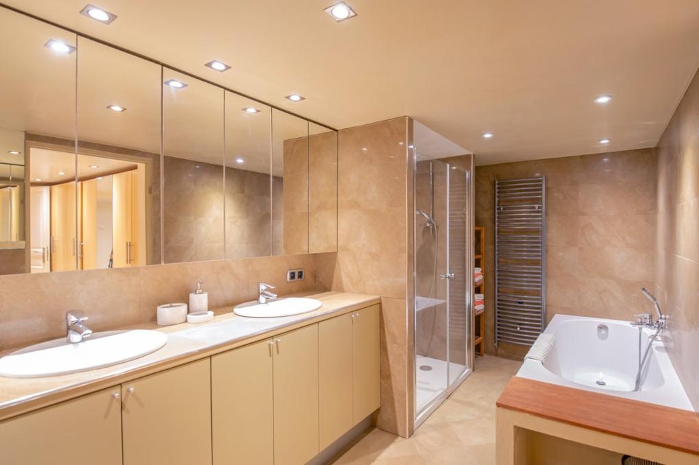 Bathroom 4